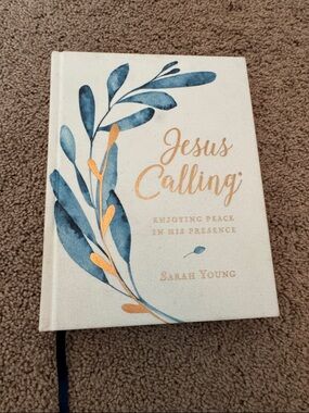 Jesus Calling Hardcover Devotional by Sarah Young - brand new